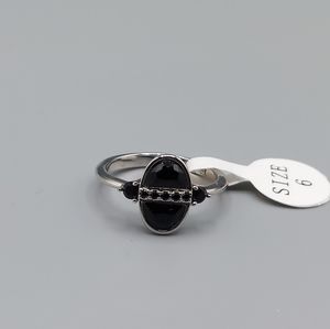 Fragrant Jewels ring